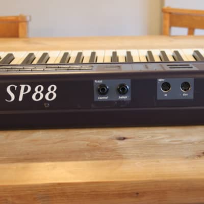 Kurzweil SP88 Stage Piano (semi-weighted) with Flight Case image 8