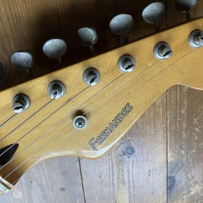 Fernandes The Revival RST-80 '54 model 1981 - Sunburst | Reverb Fernandes The Revival RST-80 '54 model 1981 - Sunburst | Reverb