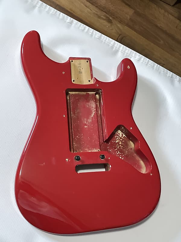 M13811-5 CHARVEL エレキギター JACKSON レッド M13811-5 CHARVEL エレキギター JACKSON レッド（Jackson