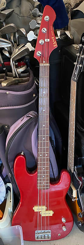 Hondo Fame Series 8200 Electric Bass 1980's image 1