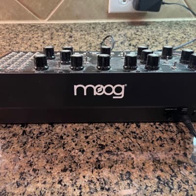Moog Mother-32 Tabletop / Eurorack Semi-Modular Synthesizer 2015 - Present - Black image 6