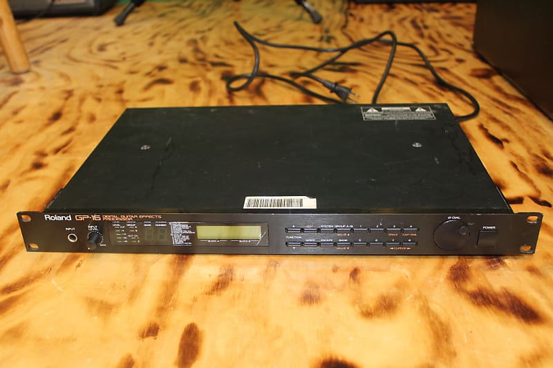 Roland GP16 Digital Guitar Effects Processor Rackmount Reverb