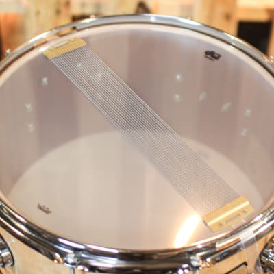 DW 7x14 Collector's Jazz Mahogany/Gum Birdseye Maple Snare Drum - SO#1303314 image 5