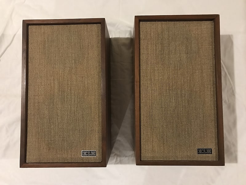 KLH TwentyTwo A 22A Vintage Bookshelf Speakers Reverb