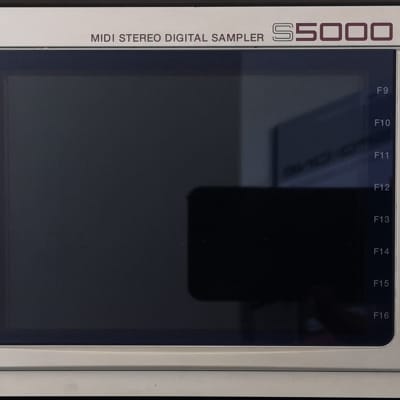 Akai S5000 Sampler