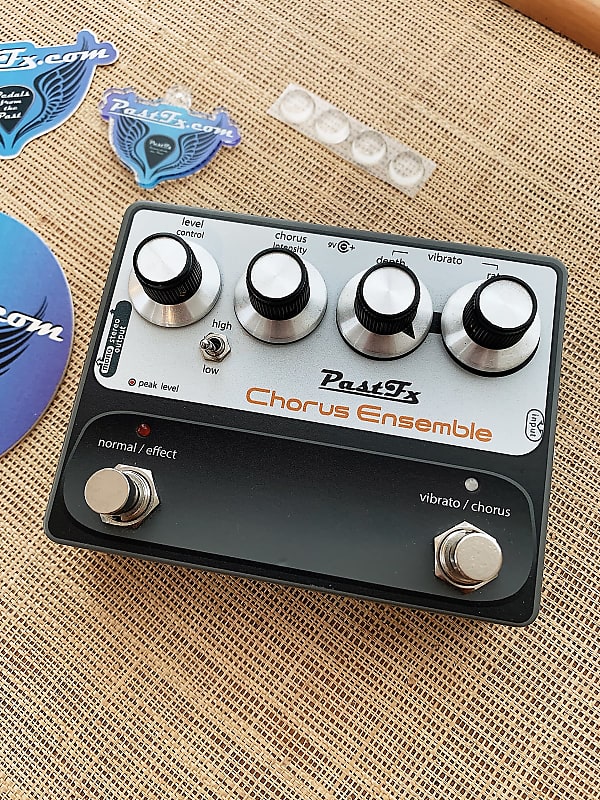 PastFX Chorus Ensemble Deluxe with obsolete mn3002 chip (CE
