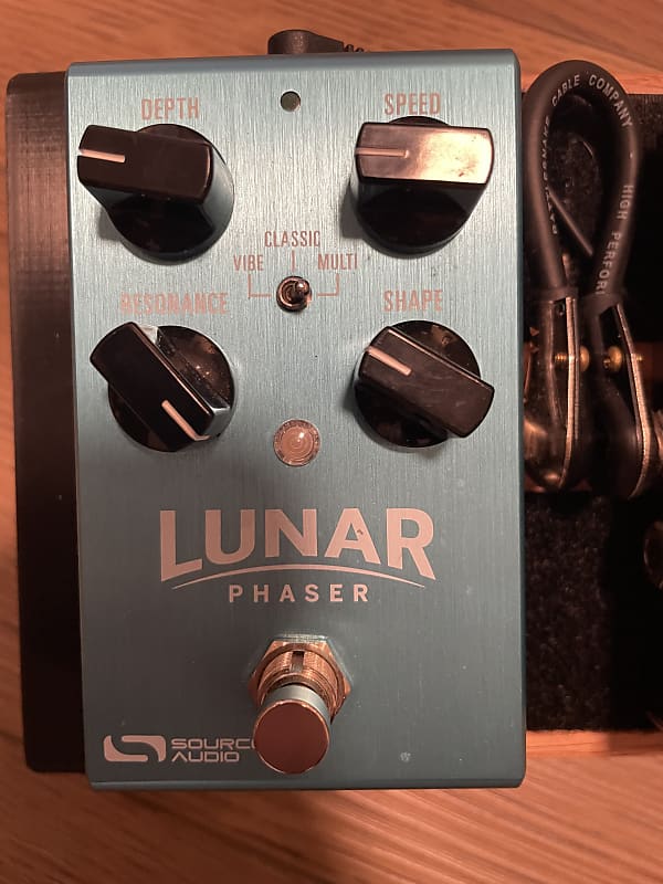 Source Audio Lunar Phaser