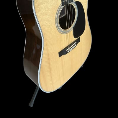 Martin D-28 Special VTS