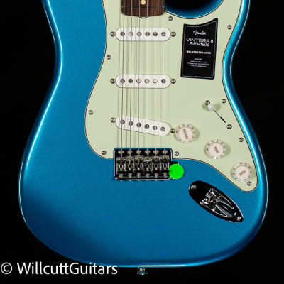 Fender Vintera II '60s Stratocaster Rosewood Fingerboard Lake Placid Blue (437) for sale