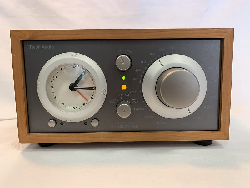 Tivoli Audio Henry Kloss Model Three Clock Radio Am Fm outlets