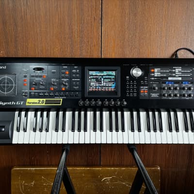 Roland V-Synth GT Version Ver 2.0 61key SYNTHESIZER COSM w/ bag