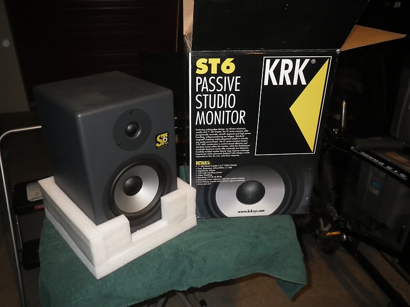 KRK ST6 Pair of passive studio monitors Reverb