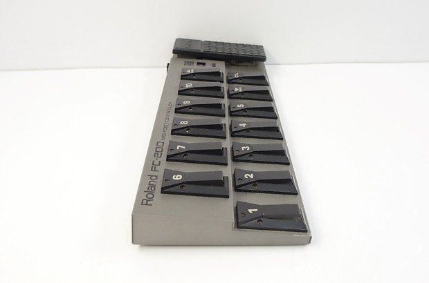 Roland FC-200 MIDI Foot Controller w/ Power Supply | Reverb