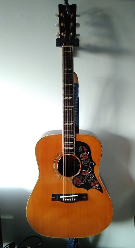 RARE! - Vintage (70s) Yamaha FG-401W (Made in Japan - Orange label)