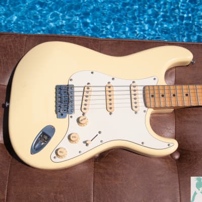 Fender ST-72 YM Yngwie Malmsteen Signature Stratocaster Made In Japan 1994  - 2010 | Reverb