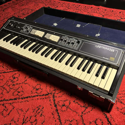Roland RS-202 String Synthesizer