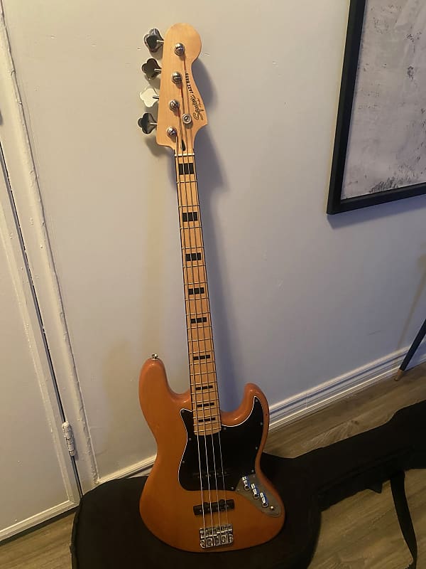 Squier by Fender JAZZ BASS-