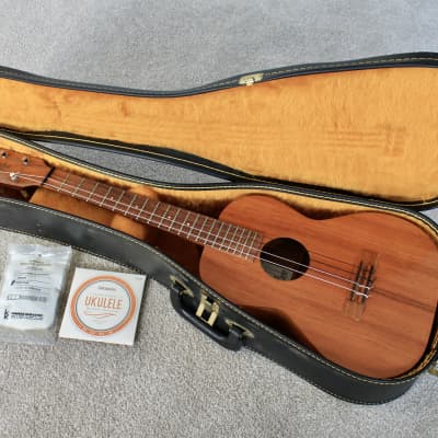 Kamaka 6 String Tenor Ukulele, Model HF36, circa 1970's | Reverb