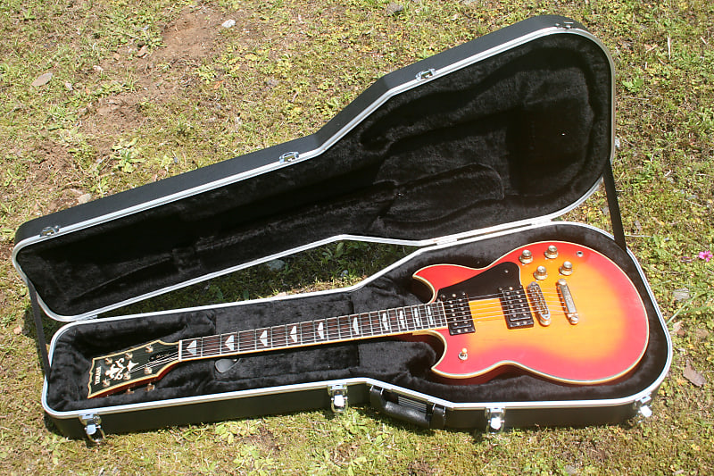 1982 Yamaha SG1000 LP Killer - Red Sunburst+Flight Case