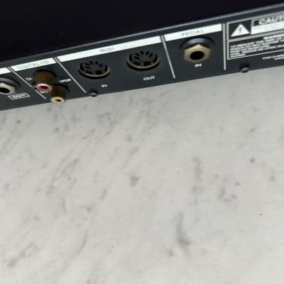 TC Electronic M300 Dual Engine Effects Processor 2000s - Silver image 9