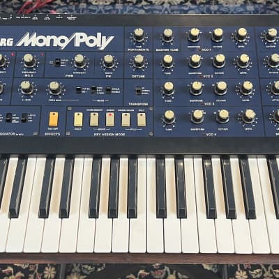 Korg Mono/Poly Analog Synthesizer, serviced, with case