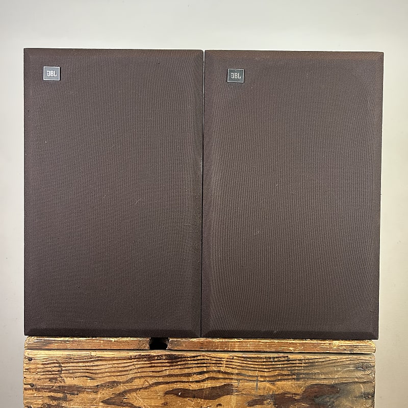 JBL L19 1970’s - Walnut veneer  			