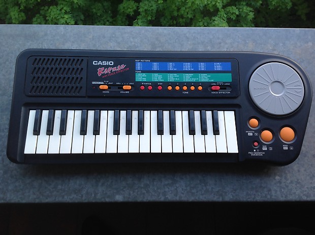 CASIO Rap-1☆Rapman☆ミニシンセサイザー☆美中古完動品3点セット Casio Rapman RAP-1 synth keyboard voice effector pitch