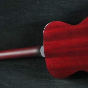 Guild GAD M-120-CH 6-String Concert All-Mahogany Acoustic