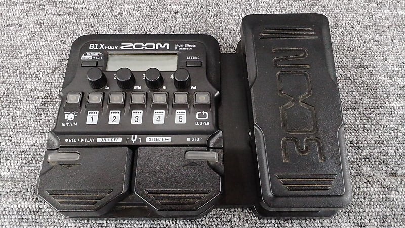 Zoom G1X Four
