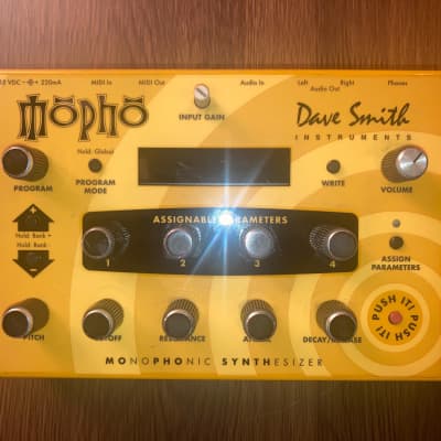 Dave Smith Instruments Mopho Desktop Monophonic Synthesizer 2008 - 2016 - Yellow