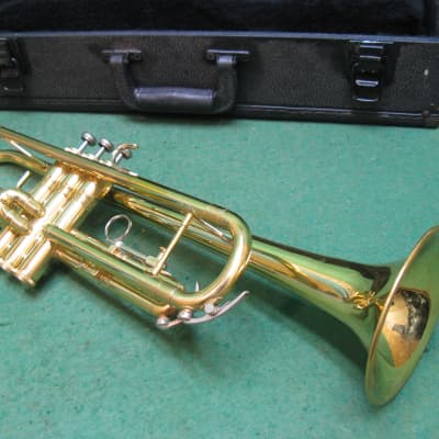 King Student Model 601 Bb Trumpet | Reverb