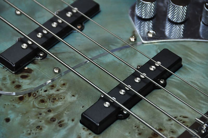Bacchus Universe Series Jazz Bass Burl Top Active Blueburst