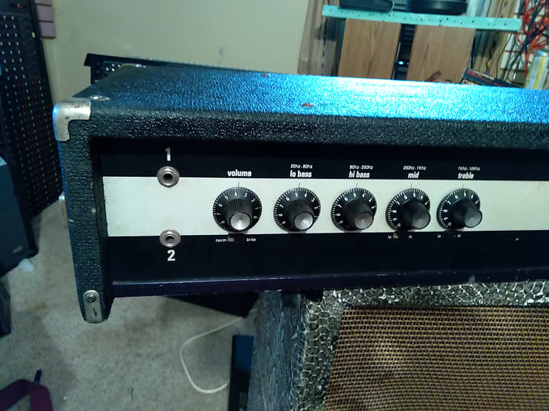70's Sunn Coliseum 300 Watt Bass Amp with 2 Sunn 1-18 Cerwin 70's Sunn Coliseum 300 Watt Bass Amp with 2 Sunn 1-18 Cerwin