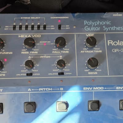 Roland GR300 Guitar Synthesizer 1980 - 1984 - Blue