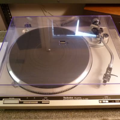 Technics SL-Q303 - Restored Full Automatic Direct Drive Turntable - Polished Cover - ADC Series IV image 8