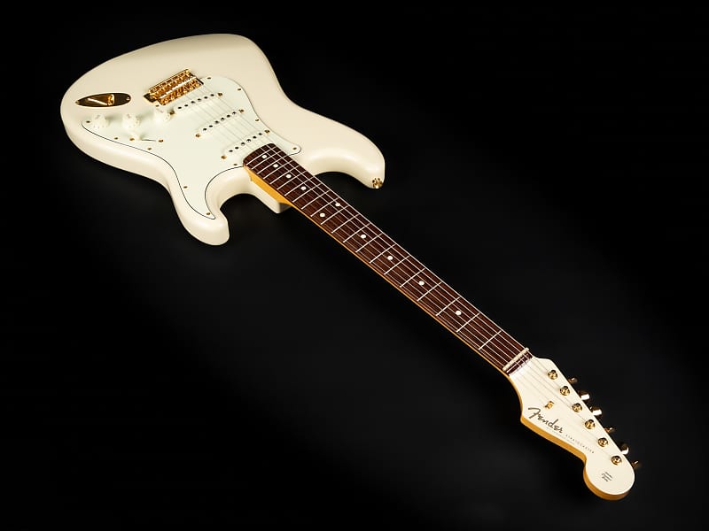 New Fender Series! | 2019 Fender Daybreak Stratocaster