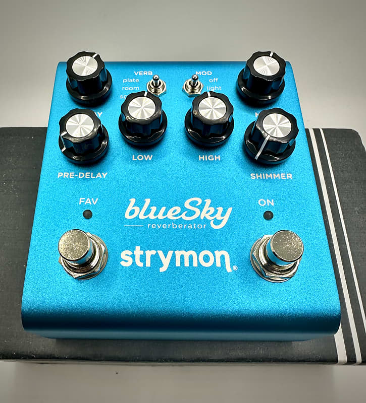 Strymon Blue Sky Reverberator V2 3 Classic Stereo Reverbs Reverb
