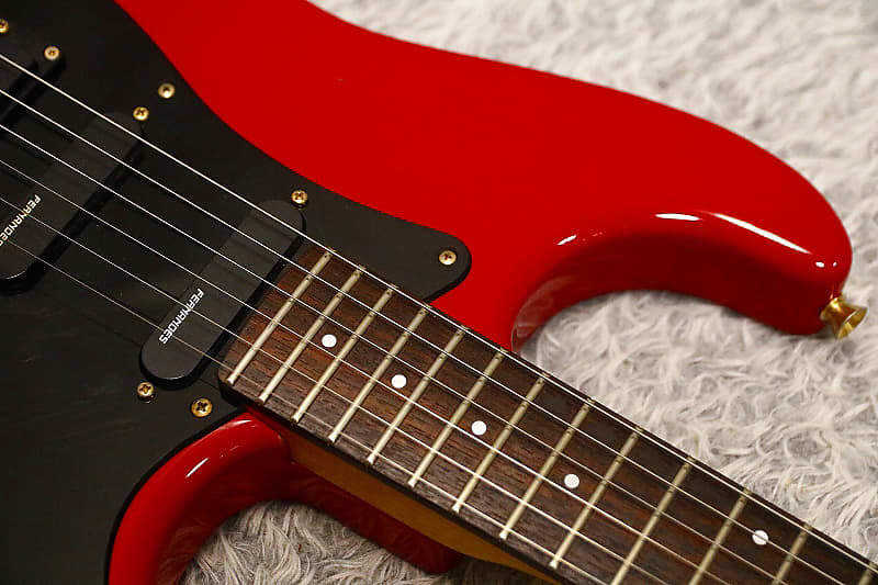 Vintage 1980's made Fernandes FST-55 The Function Medium
