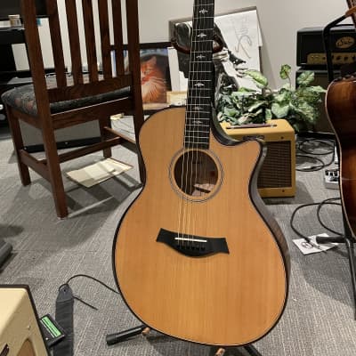 Taylor Builder's Edition 614ce with V-Class Bracing 2019 - 2020 Natural image 1