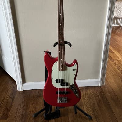 Fender Offset Series Mustang Bass PJ with Pau Ferro Fretboard 2017 - 2019 Torino Red image 2