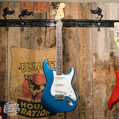 Fender Custom Shop Limited Edition 1965 Stratocaster Journeyman Relic Blue Sparkle image 3