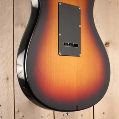 Danelectro JP 64S Artist Guitar  3-Tone Sunburst w/ Hardcase image 5