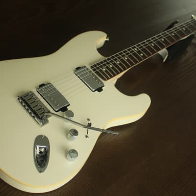 Fender MIJ Modern Stratocaster HH 2020 - Olympic Pearl image 5