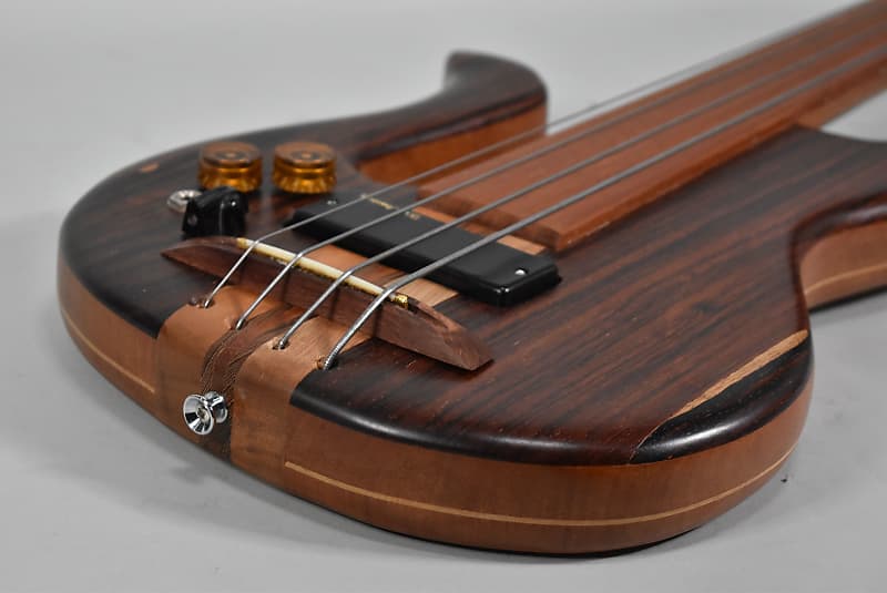 Wishbass Custom Multi-Laminate Fretless 4-String Bass Lefty