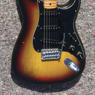 Fender Stratocaster 1976 Sunburst Maple fingerboard image 1