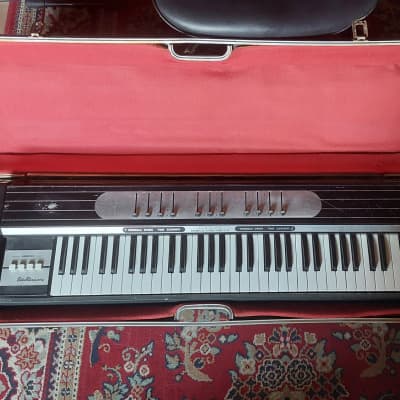 Elka Rhapsody 610 Rare with Original Case (to be serviced)