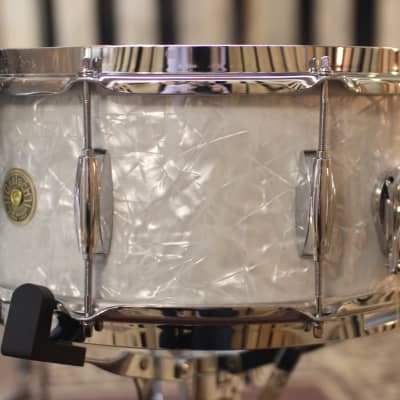 Gretsch Broadkaster 60's Marine Pearl Drum Set - 22,12,13,16,6.5x14 image 5