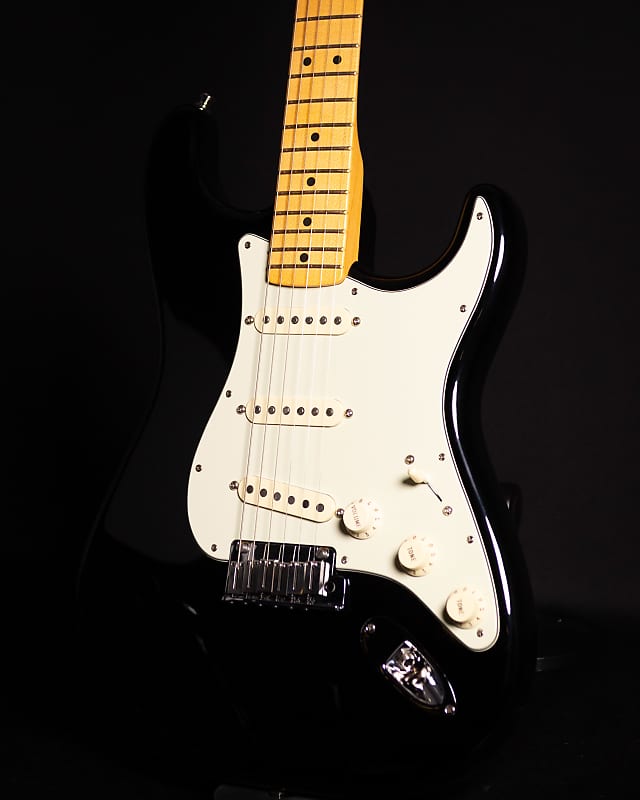 Fender deals the edge