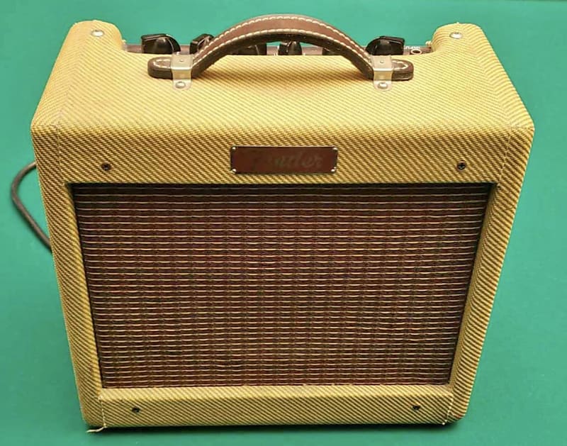 USA Made Fender Bronco Tweed 2-Channel 15-Watt 1x8" Transistor Guitar Amp 1994 - 2001 Rare image 1
