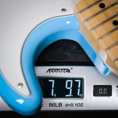 Fender Made in Japan Limited International Color